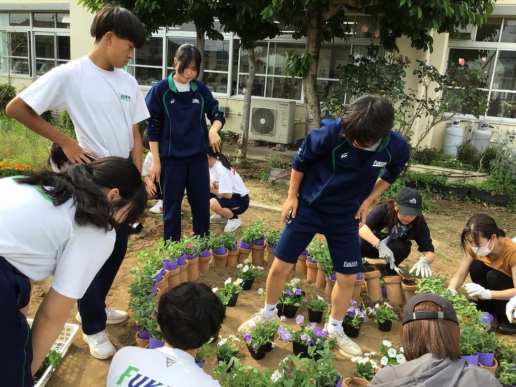 深谷中学校