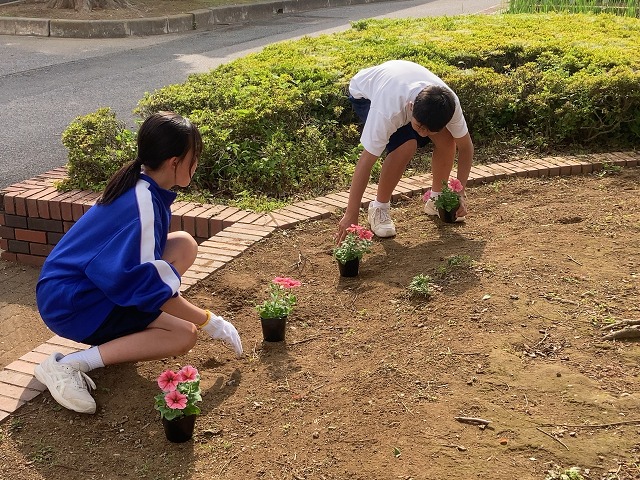 上柴中学校