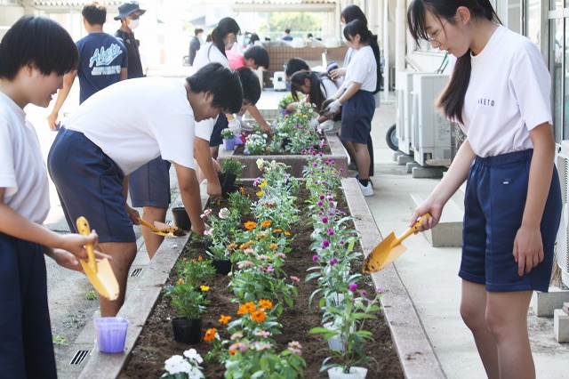 明戸中学校