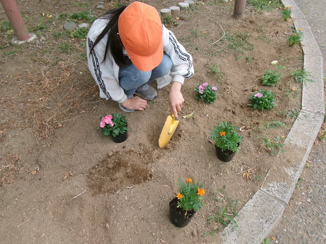 深谷西小学校