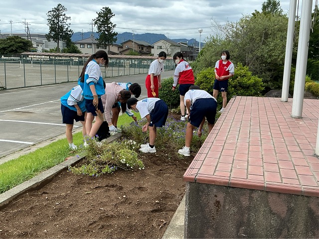 花園中学校