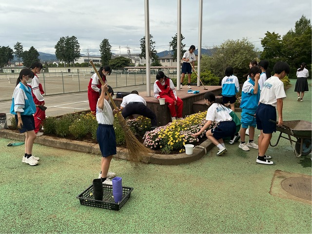 花園中学校