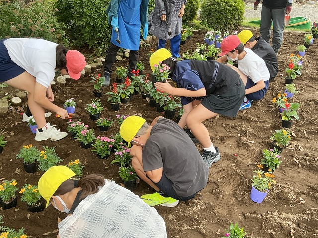 花園小学校