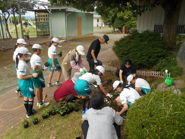 榛沢小学校