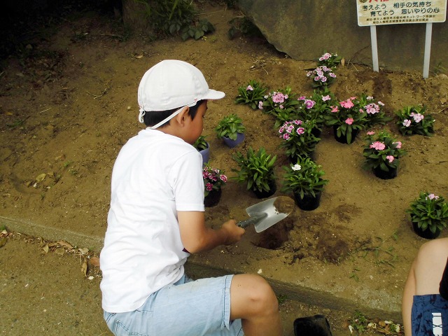 本郷小学校