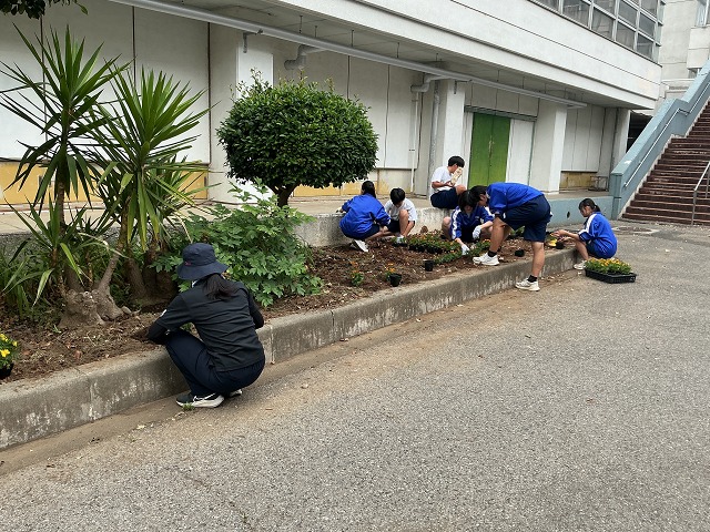 上柴中学校