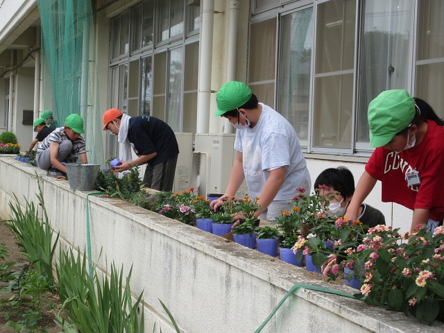 上柴西小学校
