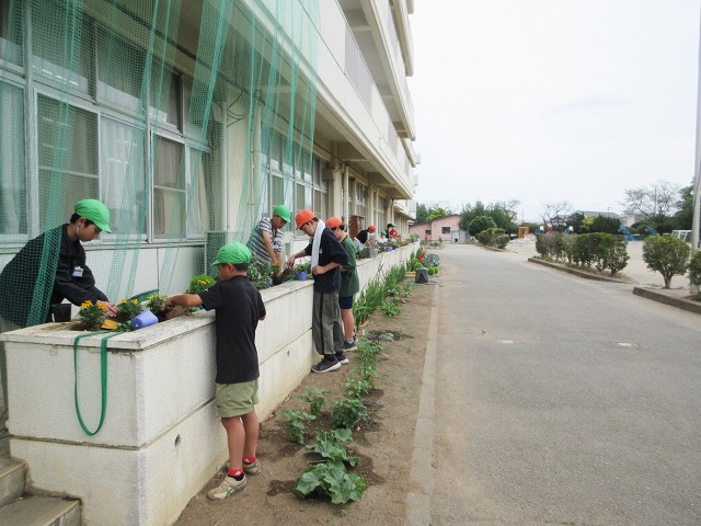 上柴西小学校