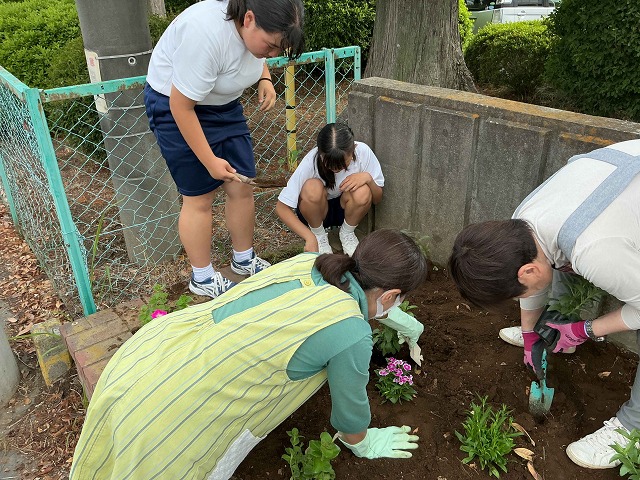 川本中学校