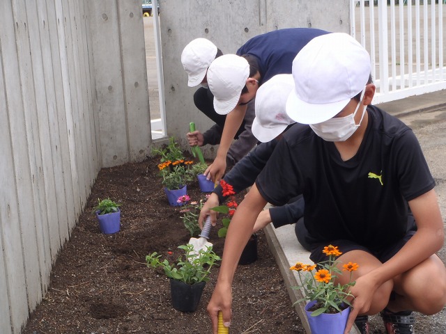 川本北小学校
