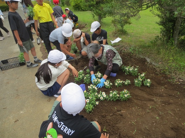 川本南小学校