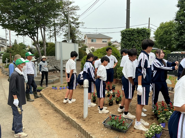 岡部中学校