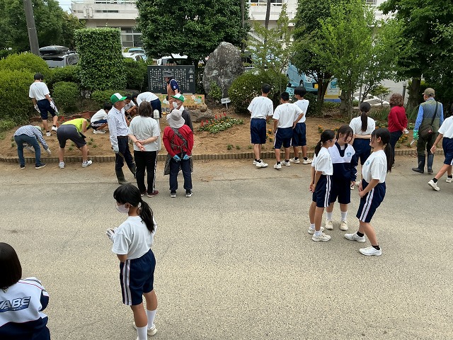 岡部中学校