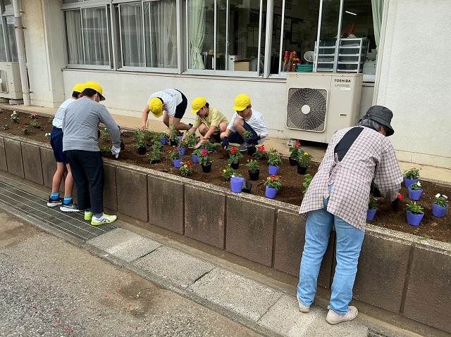 桜ケ丘小学校