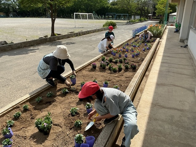 豊里小学校