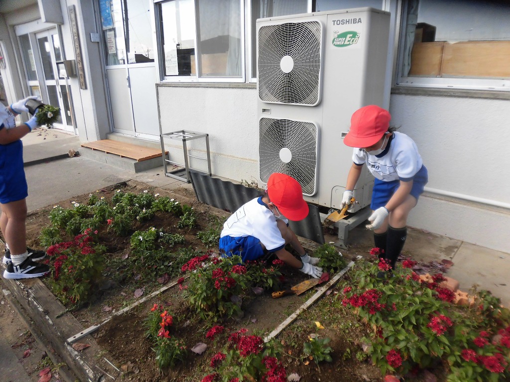 明戸小学校