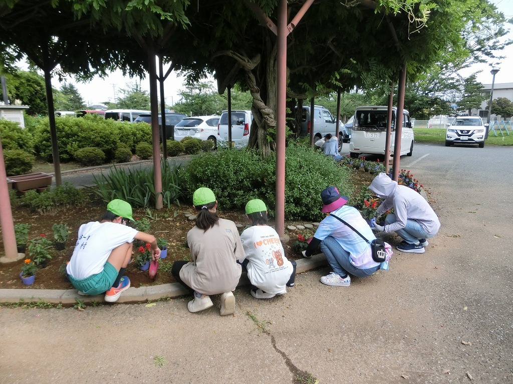 深谷西小学校