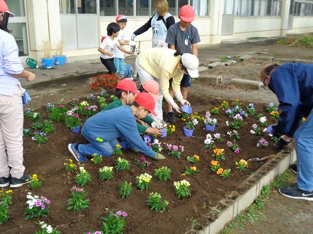 大寄小学校