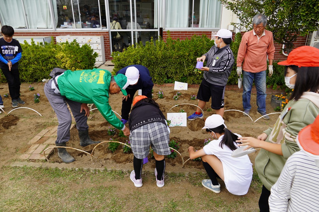 岡部西小学校