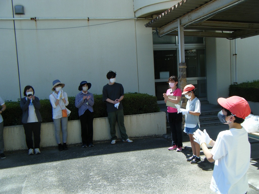 大寄小学校