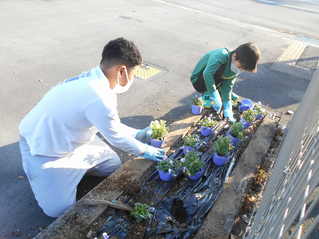 榛沢小学校