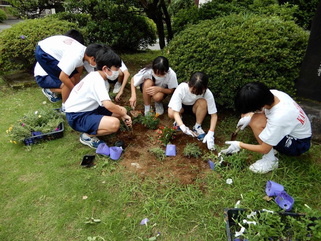 川本中学校
