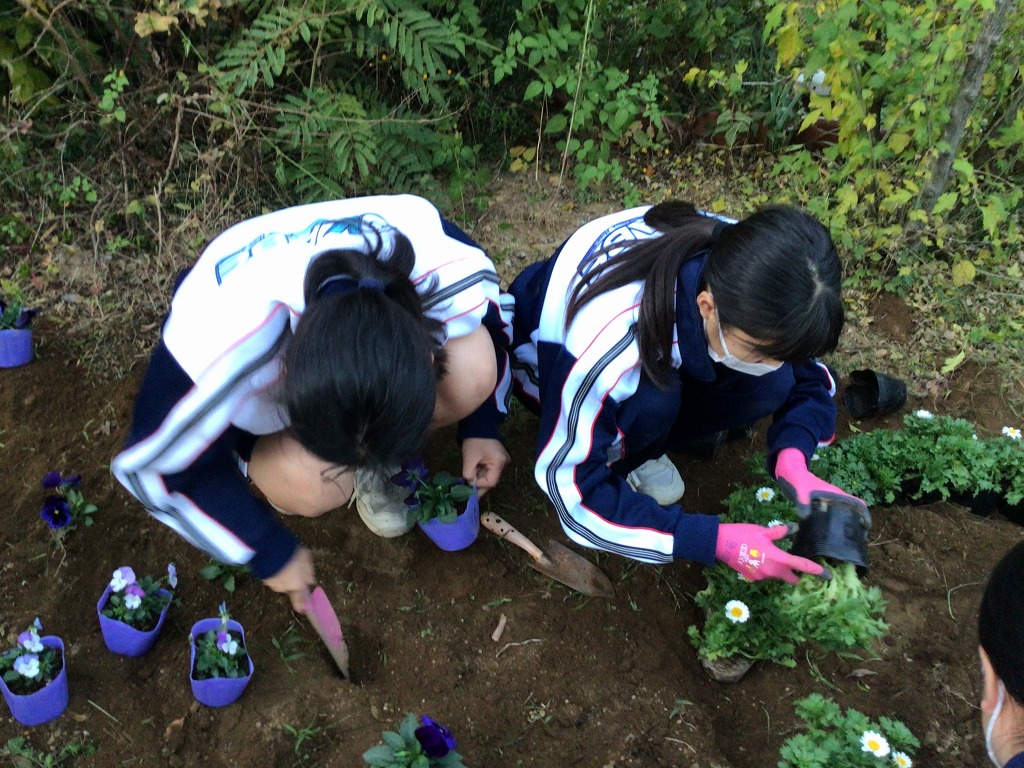 岡部中学校