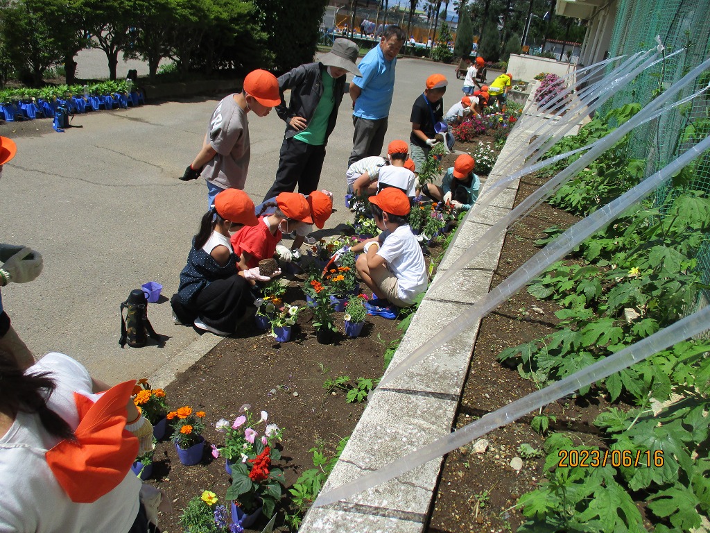 上柴西小学校