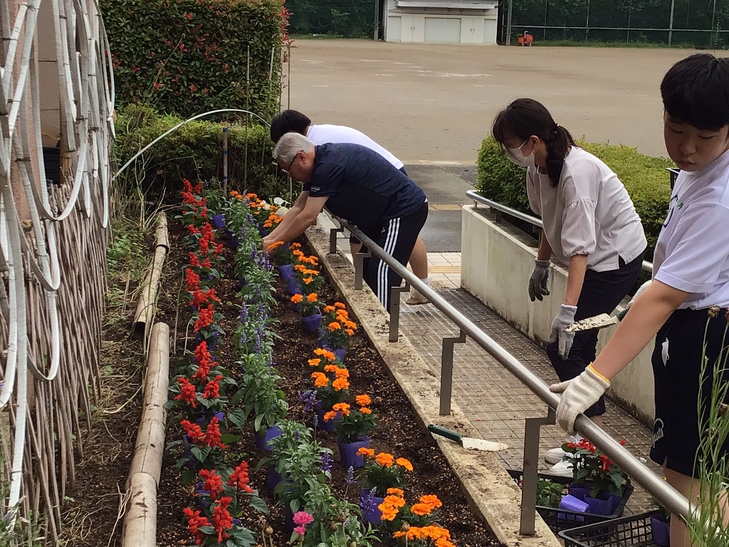 豊里中学校