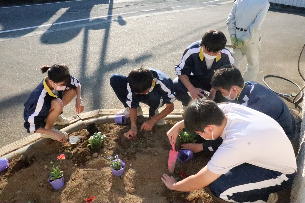 明戸中学校