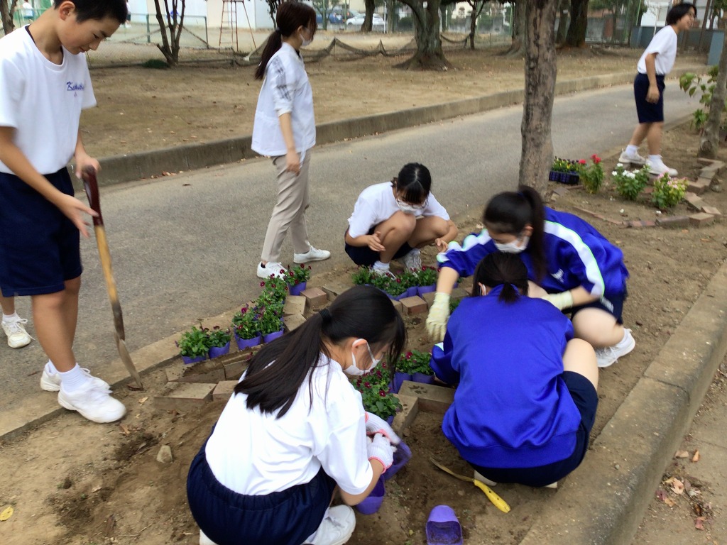 上柴中学校