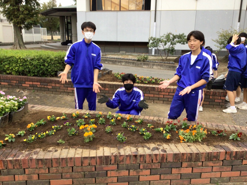 上柴中学校
