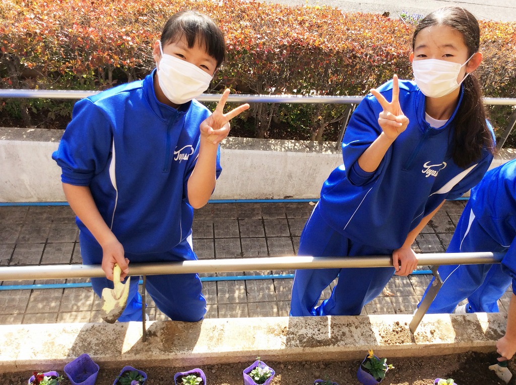豊里中学校