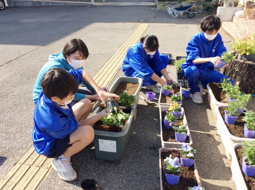 豊里中学校