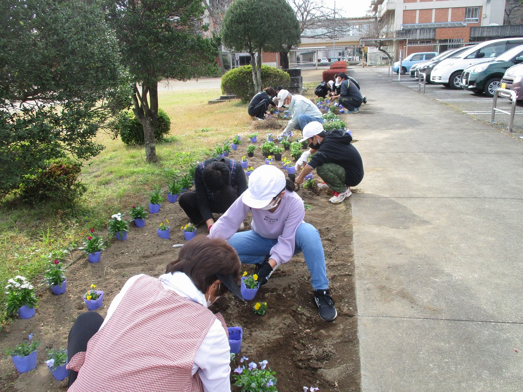 川本南小学校
