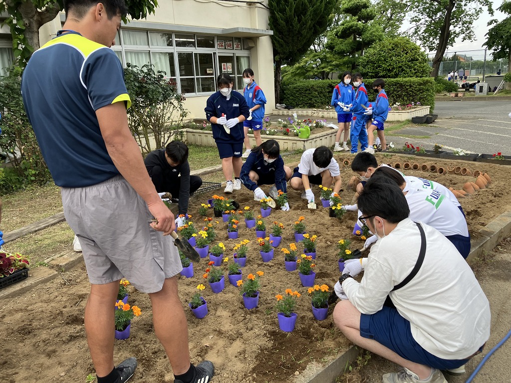 深谷中学校
