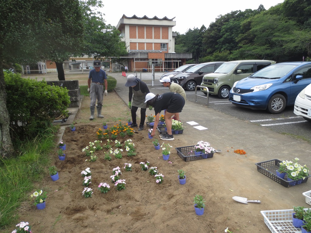 川本南小学校