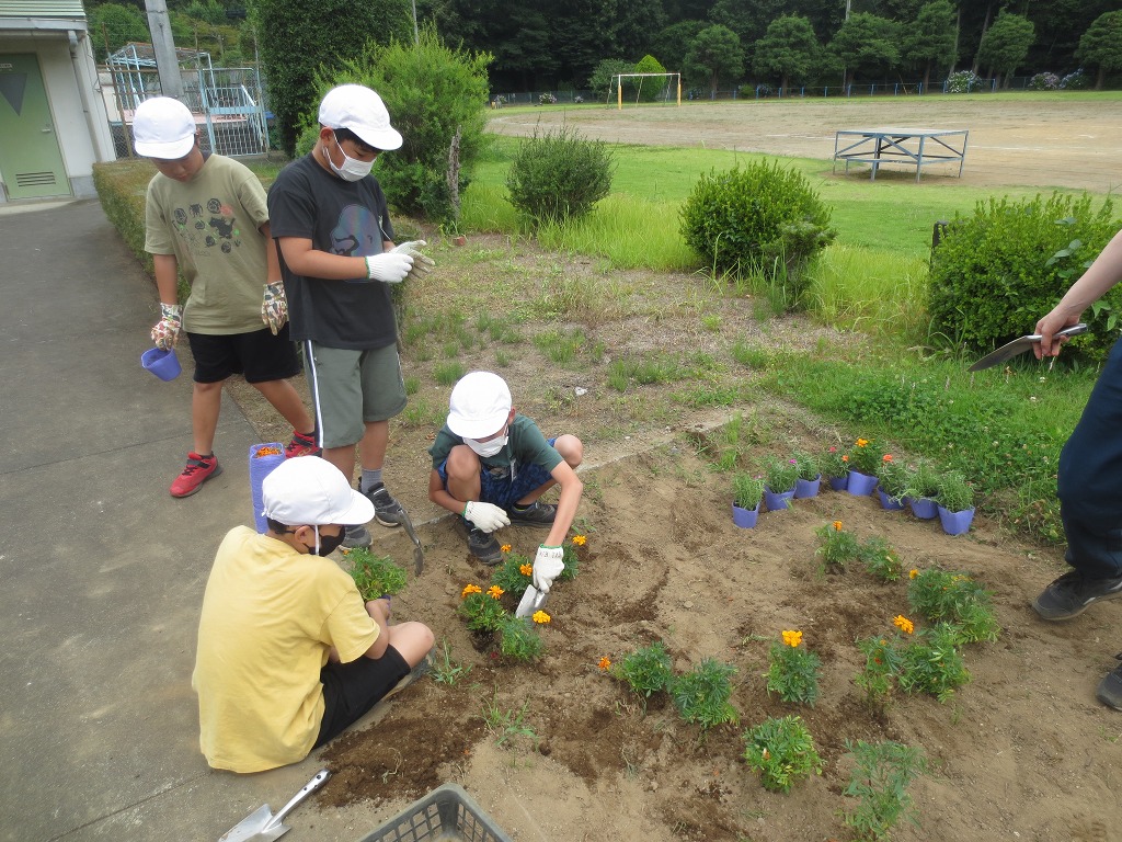 川本南小学校