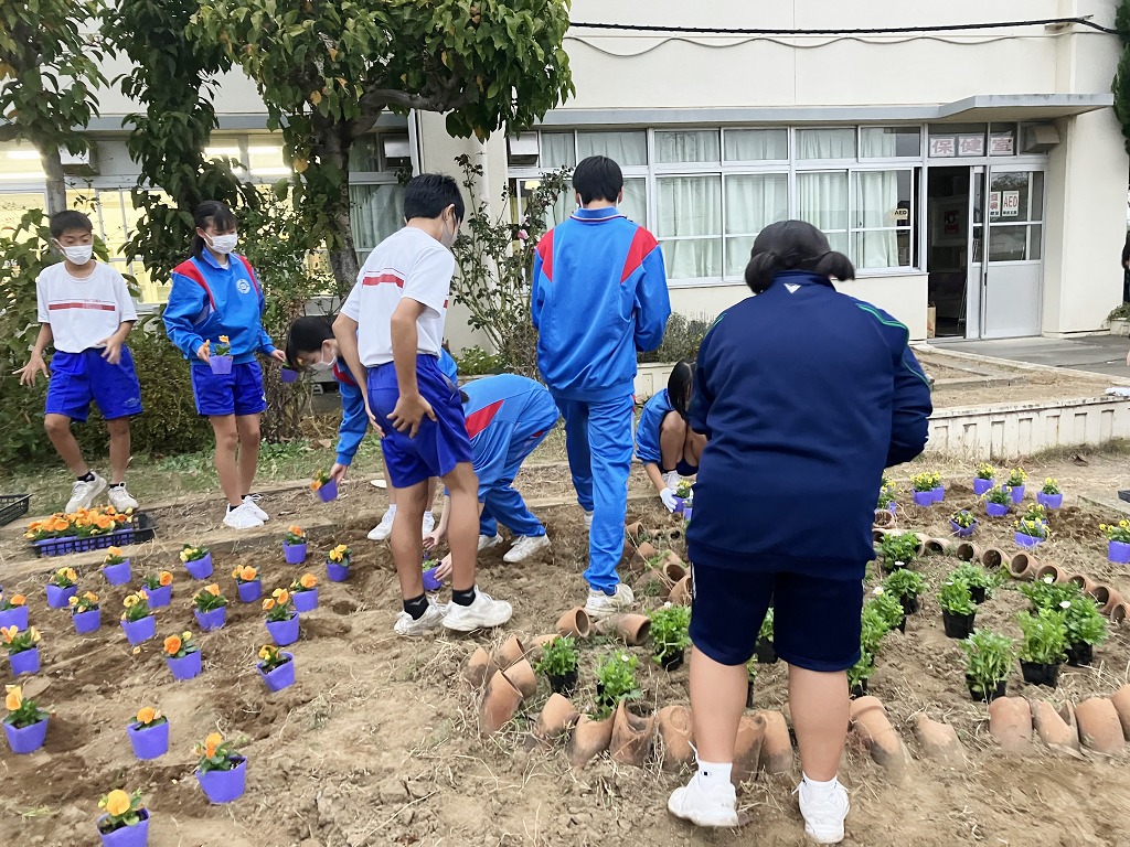 深谷中学校