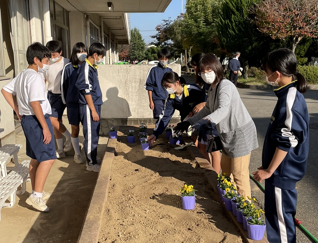 明戸中学校