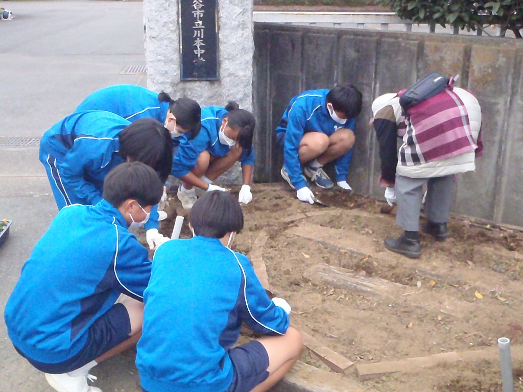 川本中学校