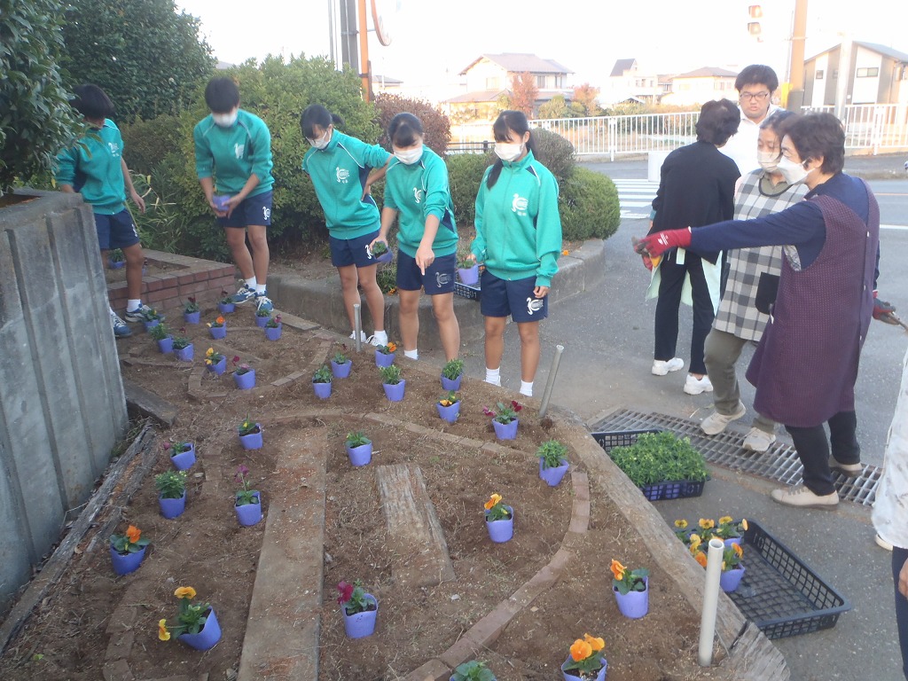 川本中学校