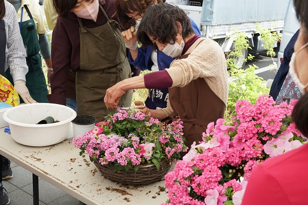 寄せ植えリース教室