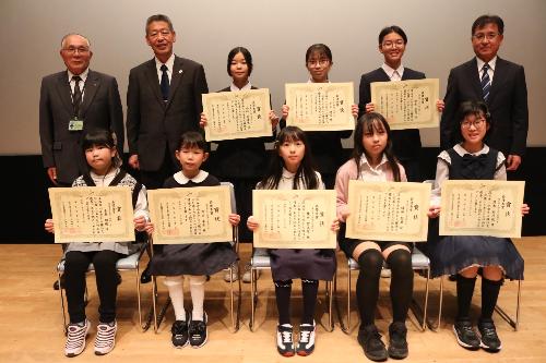 作文発表者集合写真