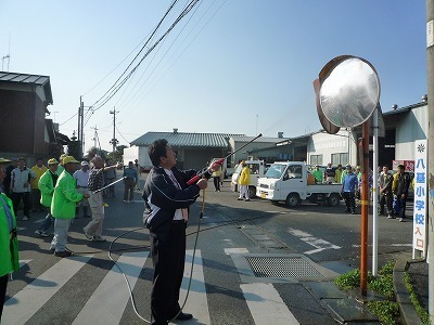 カーブミラー等の清掃作業2