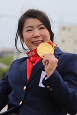 村岡桃佳