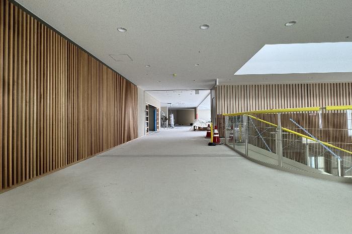 R7.11.7 壁クロス貼り、ビニル床シート張り、ウッドデッキ敷