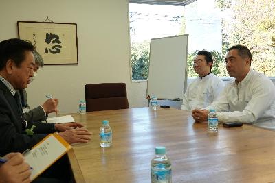 ペリカン石鹼 懇談の様子