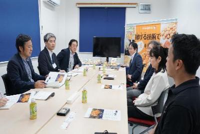 富岡食品 懇談の様子