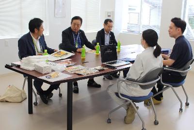 天馬堂 懇談の様子